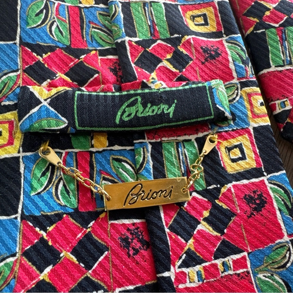 Brioni Mens Red/Green & Yellow Silk Patterned Tie Hand Made In Italy EUC - Picture 5 of 6